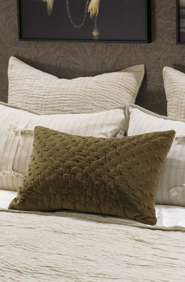 Bianca Lorenne - Mica Deep Moss Comforter (Cushion - Eurocases Sold Separately) image 2